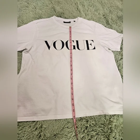 Vogue Collection White T-Shirt Size Large - Picture 3 of 9